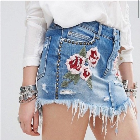Free People Dresses & Skirts - Free People Wild Rose Embroidered Denim Skirt 24